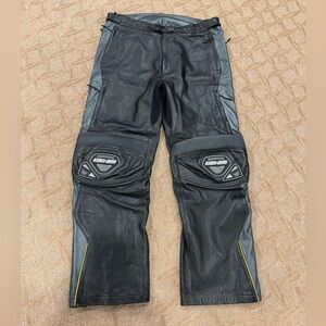 Can-Am Spyder GT Leather Riding Pants XXL